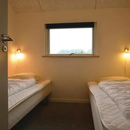 別荘 Five-bedroom Holiday In オーベンロー